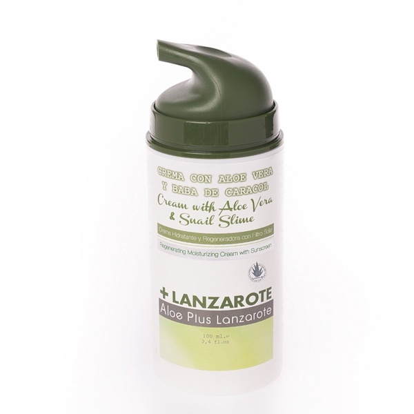 CREMA RIGENERATIVA  IDRATANTE DI ALOE VERA E BAVA DI  LUMACA  100ml