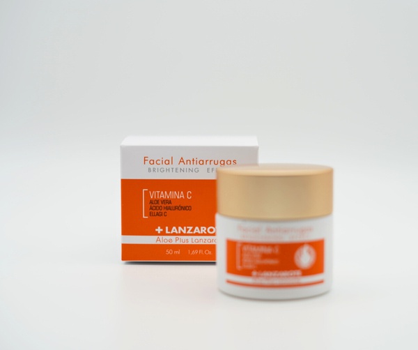 CREMA VISO ANTIRUGHE CON VITAMINA C 50ml - 3